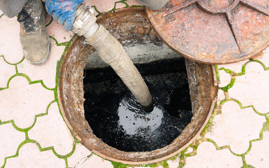 déboucheur chimique canalisation Éragny